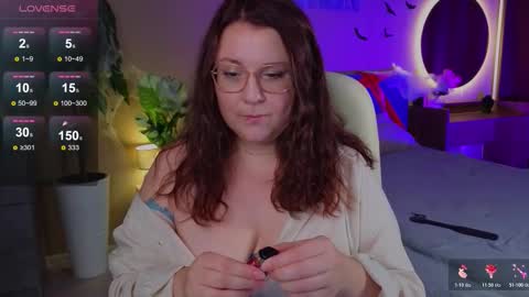      online show from 11/01/25, 09:17