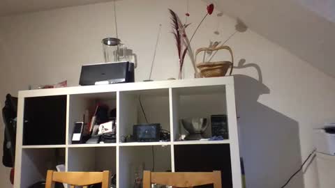 Snapshot of eddelmar chatting on 12/04/24, 07:50 eddelmar online show from 12/04/24, 07:50