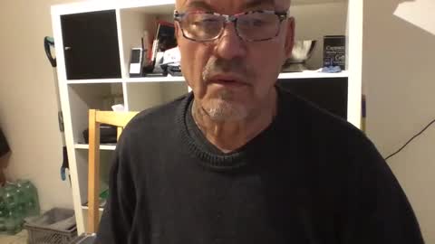 Snapshot of eddelmar chatting on 12/29/24, 03:57 eddelmar online show from 12/29/24, 03:57