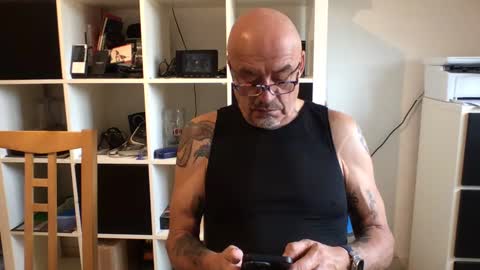 Snapshot of eddelmar chatting on 01/07/25, 11:37 eddelmar online show from 01/07/25, 11:37