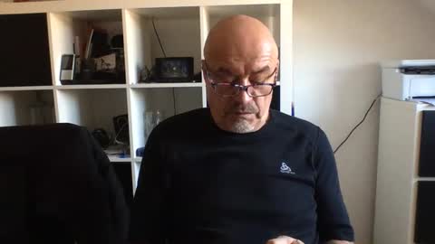 Snapshot of eddelmar chatting on 01/11/25, 11:45 eddelmar online show from 01/11/25, 11:45