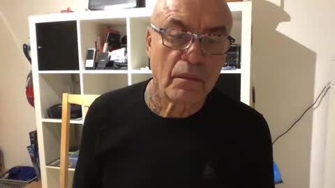 Snapshot of eddelmar chatting on 01/27/25, 06:41 eddelmar online show from 01/27/25, 06:41