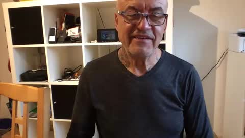 Snapshot of eddelmar chatting on 01/29/25, 03:58 eddelmar online show from 01/29/25, 03:58