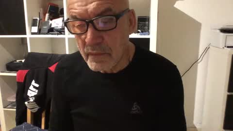 Snapshot of eddelmar chatting on 02/09/25, 07:52 eddelmar online show from 02/09/25, 07:52