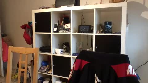 Snapshot of eddelmar chatting on 03/10/25, 08:37 eddelmar online show from 03/10/25, 08:37