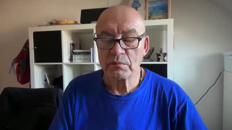 Snapshot of eddelmar chatting on 01/16/26, 12:31 eddelmar online show from 01/16/26, 12:31