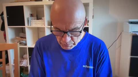 Snapshot of eddelmar chatting on 02/05/26, 10:09 eddelmar online show from 02/05/26, 10:09