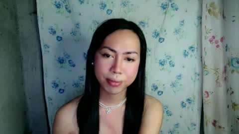 eddfox001 online show from 04/26/26, 02:37