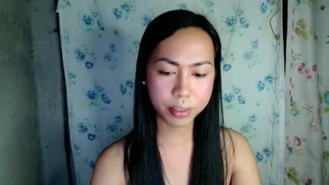 eddfox001 online show from 05/01/26, 02:43