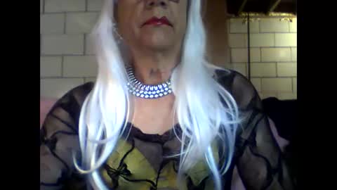 Snapshot of eddie595959 chatting on 01/01/25, 11:05 eddie595959 online show from 01/01/25, 11:05