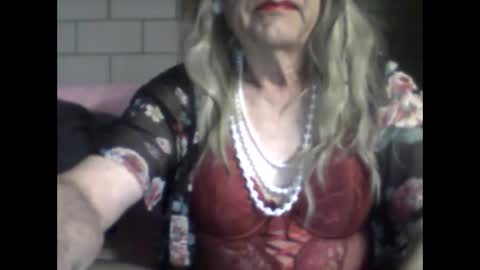 Snapshot of eddie595959 chatting on 01/08/25, 10:15 eddie595959 online show from 01/08/25, 10:15