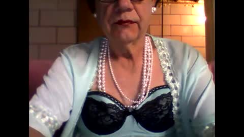 Snapshot of eddie595959 chatting on 02/18/25, 09:32 eddie595959 online show from 02/18/25, 09:32