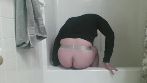 Snapshot of eddieadams1990 chatting on 03/01/26, 10:56 eddieadams1990 online show from 03/01/26, 10:56