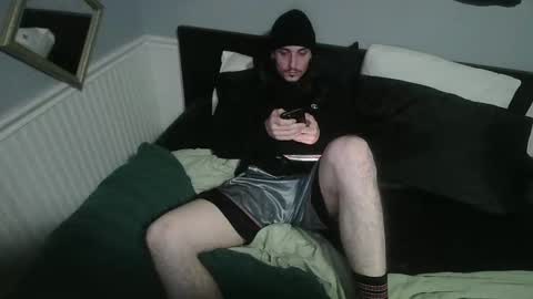 Snapshot of eddy815 chatting on 02/04/26, 07:47 eddy815 online show from 02/04/26, 07:47