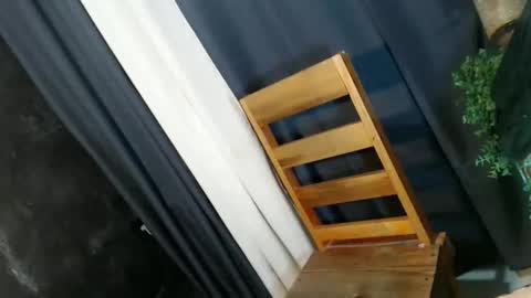 edelcum_xx online show from 12/15/25, 09:35