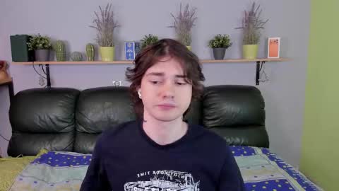 Snapshot of edgar_ray chatting on 02/08/26, 10:24 Edgar online show from 02/08/26, 10:24