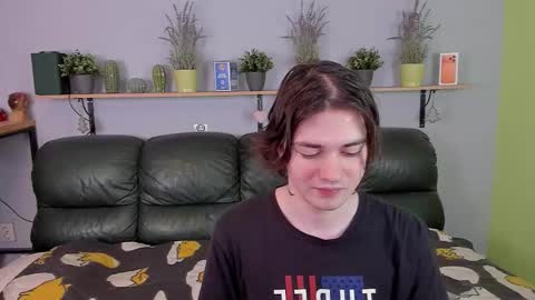 Snapshot of edgar_ray chatting on 03/10/26, 05:01 Edgar online show from 03/10/26, 05:01