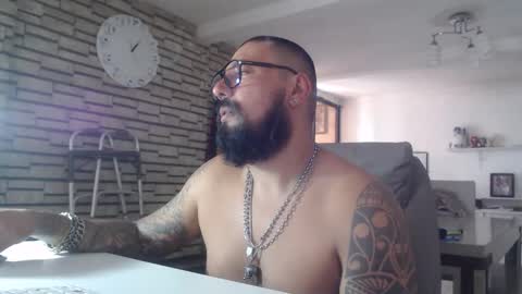 Snapshot of edgarram83 chatting on 10/20/25, 07:03 edgarram83 online show from 10/20/25, 07:03