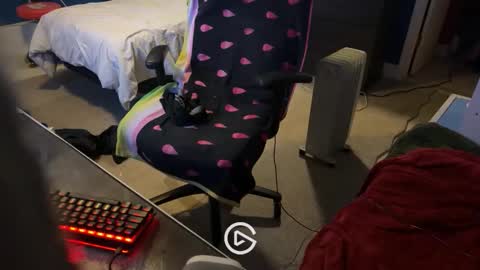 Snapshot of edgemeallnight chatting on 02/04/26, 06:19 edgemeallnight online show from 02/04/26, 06:19