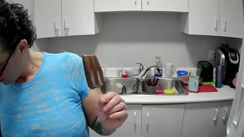 Angel online show from 02/28/25, 09:44