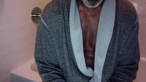 Snapshot of edgingdaddy chatting on 05/07/26, 11:48 Dad online show from 05/07/26, 11:48