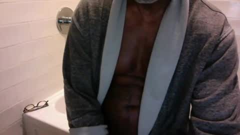 Snapshot of edgingdaddy chatting on 05/09/26, 01:49 Dad online show from 05/09/26, 01:49