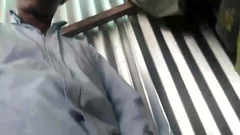 Snapshot of edidirty08 chatting on 03/05/25, 08:32 edii online show from 03/05/25, 08:32