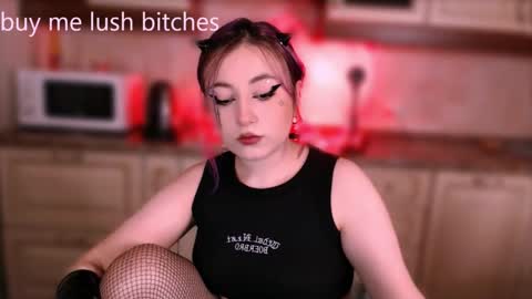 fickle demon made of clumps of matter online show from 03/08/25, 02:19