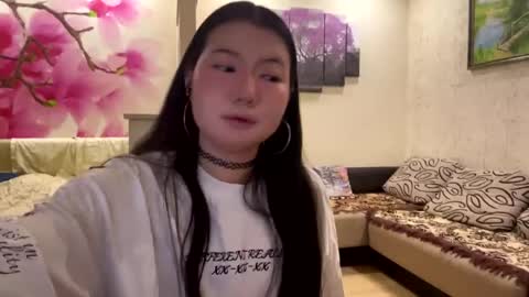 Eri online show from 04/28/26, 09:09