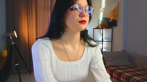 Snapshot of edithbrucker chatting on 02/20/25, 03:56 Im Sally  Im new here   lets meet online show from 02/20/25, 03:56