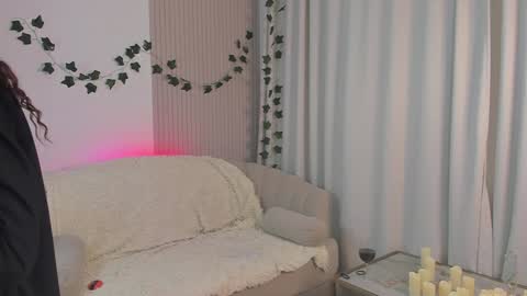 Snapshot of edithgalpin chatting on 01/17/25, 03:23 Lisa online show from 01/17/25, 03:23