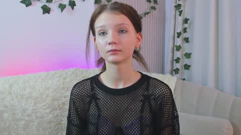 Snapshot of edithgalpin chatting on 01/29/25, 01:37 Lisa online show from 01/29/25, 01:37