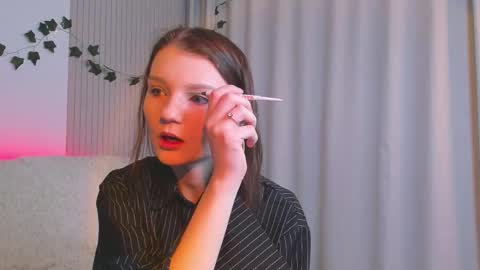 Snapshot of edithgalpin chatting on 02/25/25, 12:36 Lisa online show from 02/25/25, 12:36