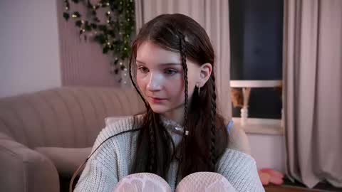 Snapshot of edithgalpin chatting on 03/17/26, 11:19 Lisa online show from 03/17/26, 11:19