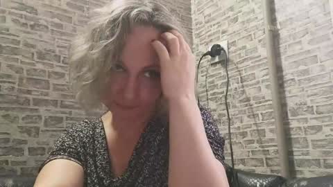 edithmanning online show from 01/17/25, 09:17