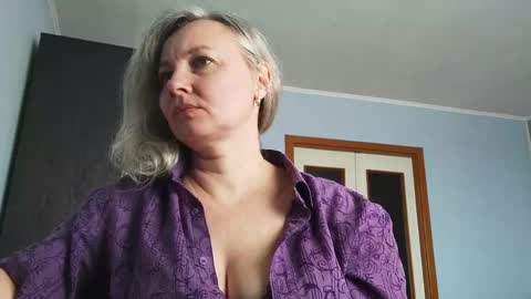 edithmanning online show from 03/19/26, 07:45