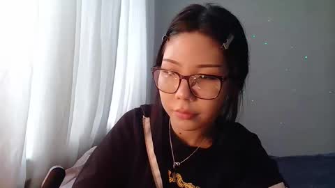 Snapshot of edithobeng chatting on 01/08/26, 07:43 Kama online show from 01/08/26, 07:43