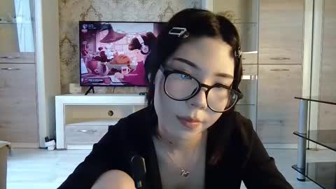 Snapshot of edithobeng chatting on 02/16/26, 10:44 Kama online show from 02/16/26, 10:44