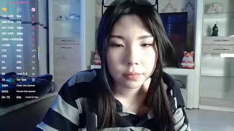 Snapshot of edithobeng chatting on 02/19/26, 10:33 Kama online show from 02/19/26, 10:33