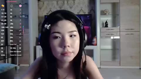 Snapshot of edithobeng chatting on 02/25/26, 11:53 Kama online show from 02/25/26, 11:53