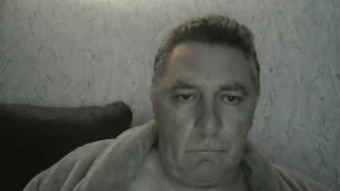 Snapshot of edje59a chatting on 11/11/25, 12:21 Eddy online show from 11/11/25, 12:21