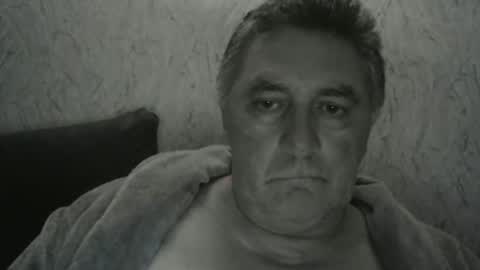 Snapshot of edje59a chatting on 11/29/25, 11:41 Eddy online show from 11/29/25, 11:41