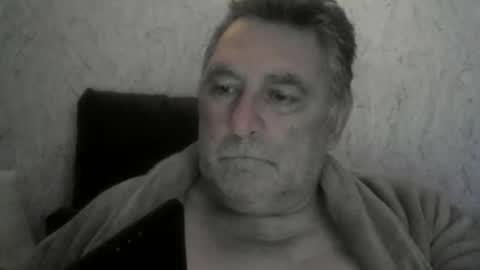 Snapshot of edje59a chatting on 02/09/26, 12:25 Eddy online show from 02/09/26, 12:25