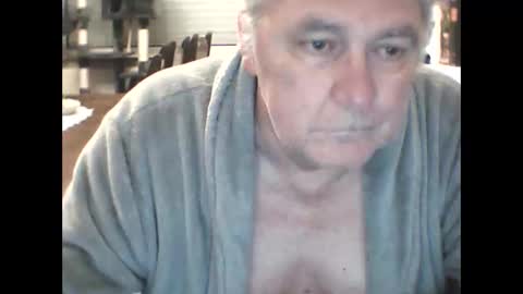 Snapshot of edje59a chatting on 02/19/26, 07:26 Eddy online show from 02/19/26, 07:26