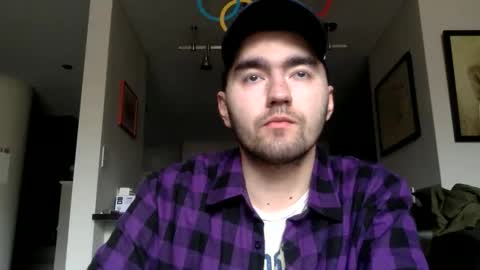 Snapshot of edmundfitz75 chatting on 02/17/26, 08:15 EddieFitz75 online show from 02/17/26, 08:15