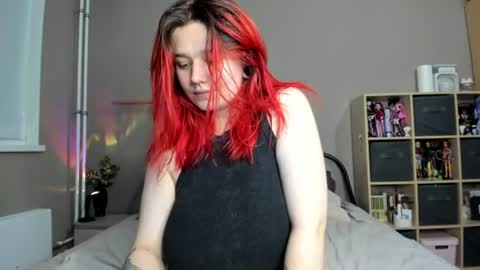 Snapshot of edna_dana chatting on 06/26/26, 06:34 Edna online show from 06/26/26, 06:34