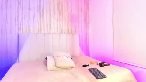 edna  online show from 01/09/26, 04:59