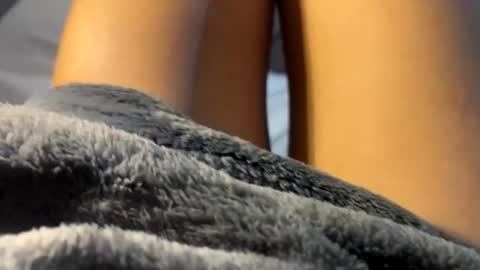 Snapshot of edralyn_cb chatting on 11/07/25, 08:31 edralyn_cb online show from 11/07/25, 08:31