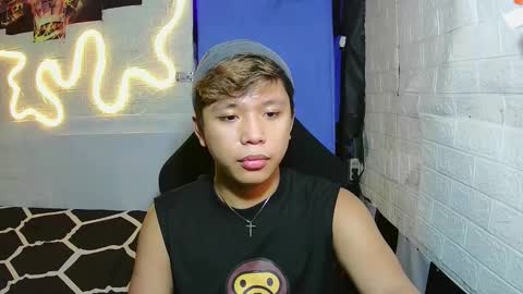 urasian chub online show from 12/13/25, 08:25