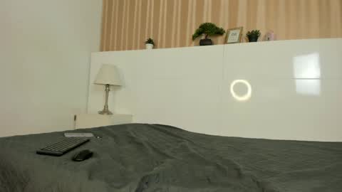 Snapshot of edrien_ray chatting on 04/10/26, 01:22 edrien_ray online show from 04/10/26, 01:22